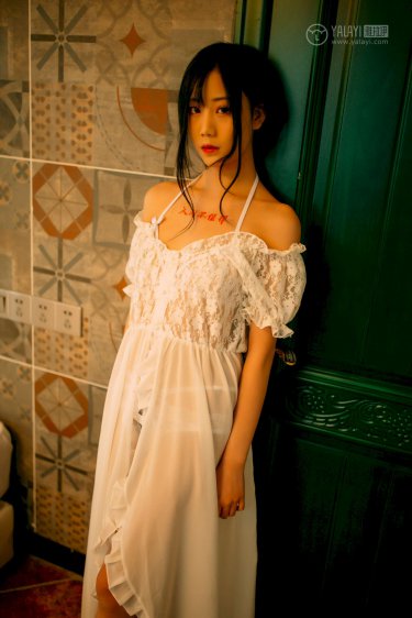 美腿丝袜制服诱惑