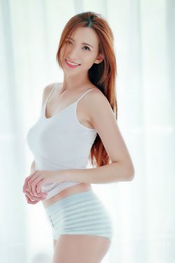 花为眉 贝司